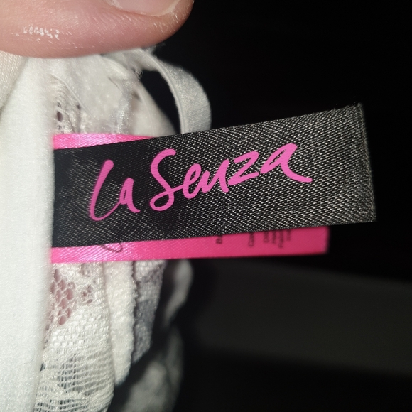 LaSenza Longline Lined Bra. - Picture 5 of 6